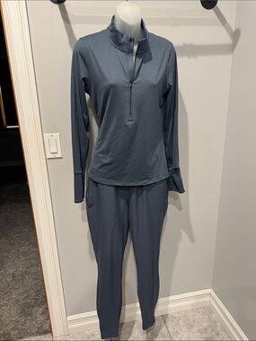 Blue Two-Piece Athletic Set - Long Sleeve Half-Zip + Leggings UnderArmour